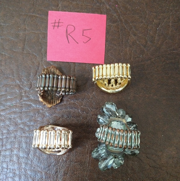 4 Gorgeous Stretch Rings! #R5 - Picture 10 of 10